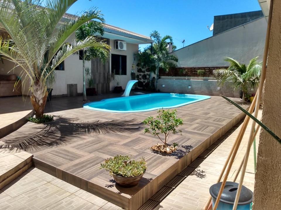 Edicula Com Um Quarto Banheiro E Piscina E Lazer Foz do Iguaçu Eksteriør bilde